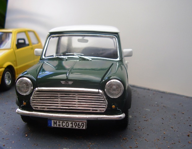 Mini